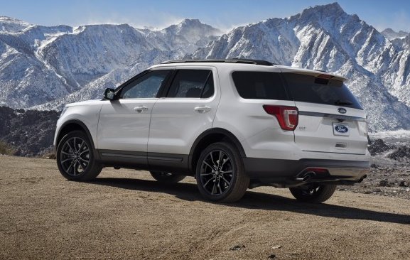 №2 Ford Explorer XLT получил новый спортивный пакет настроек Ford Explorer XLT 2