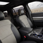 Ford Explorer XLT 4